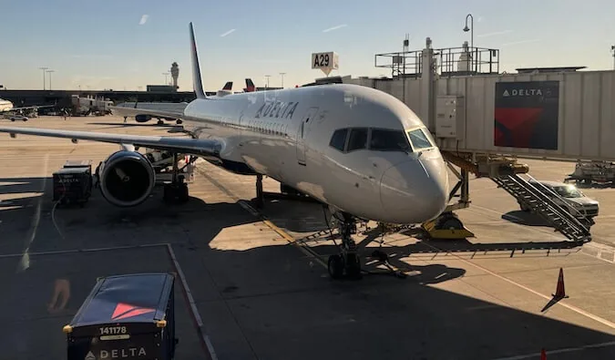Delta SkyMiles® Reserve American Express Card Review